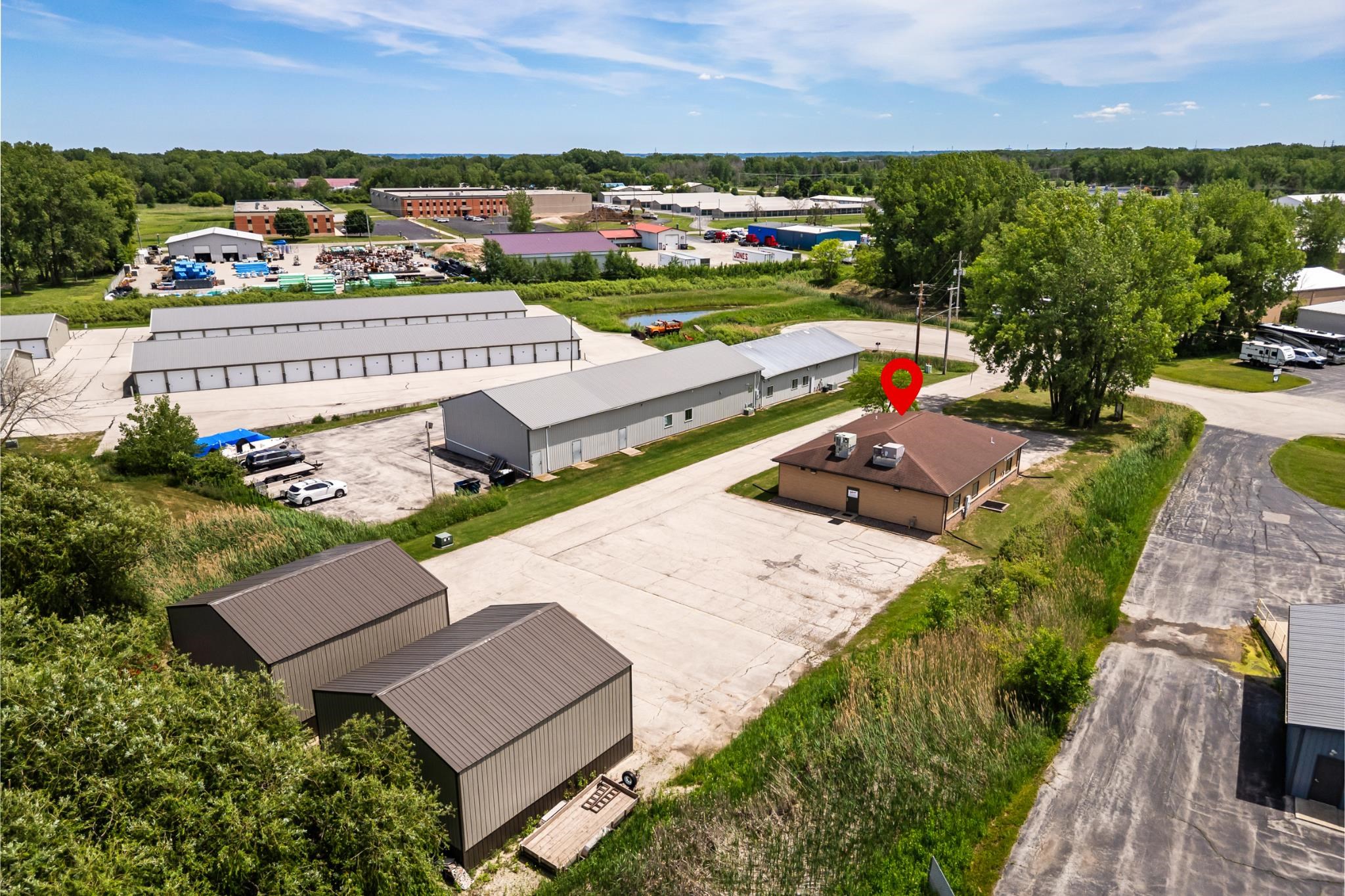 High-Quality Multi-Use Commercial Building in Howard - Image 36